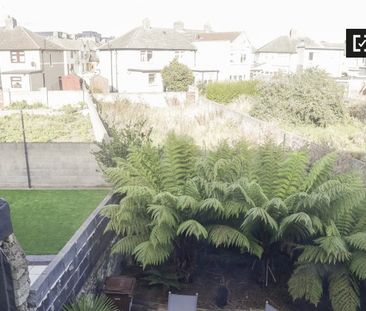 Room to rent in 3-bedroom house in North Inner City, Dublin - Photo 4