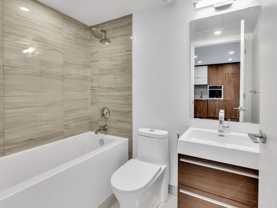 For Lease - 39 Roehampton Avenue Unit# 2706, Toronto, Ontario - Photo 1