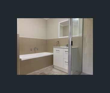 39/21-39 Hume Highway, Warwick Farm, NSW 2170 - Photo 5
