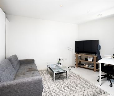 Baltimore Wharf, London, E14 - Photo 1