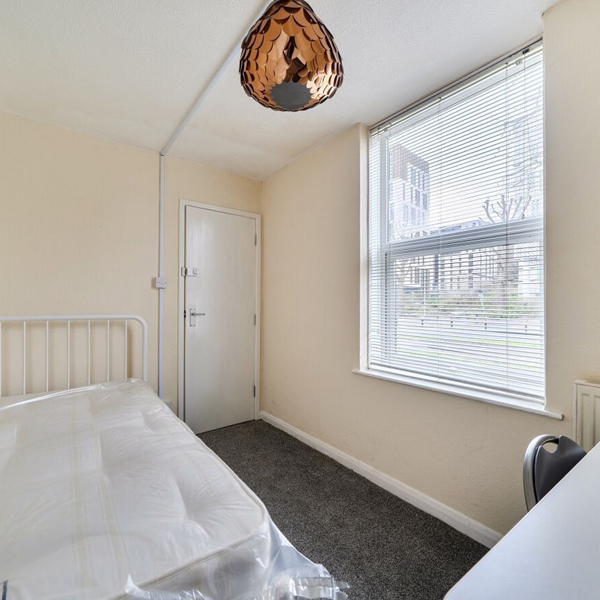 5 bedroom house to rent - Photo 1