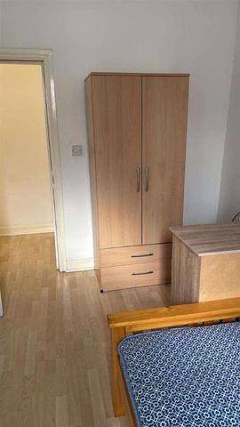 Mansfield Road, Nottingham, NG1 - Photo 2