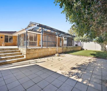 17 Lurgan Place, Merriwa WA 6030 - Photo 5