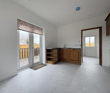 3 bedroom bungalow to rent - Photo 2