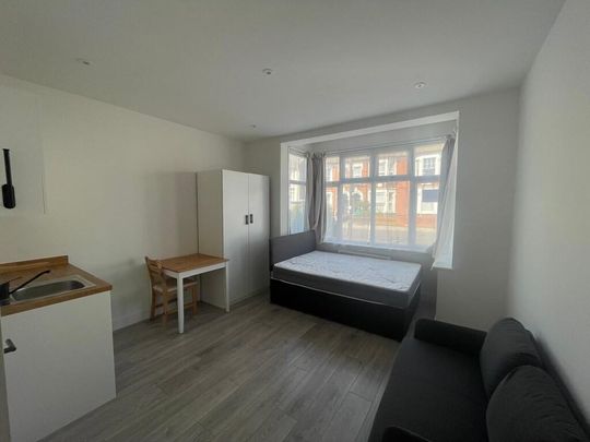 Ground floor flat to rent - Photo 1