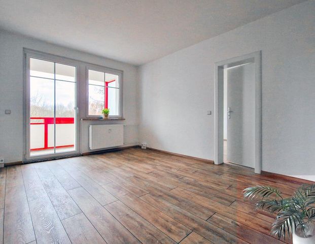 Wohnen in toll sanierter 2-Raum-Wohnung - Foto 1