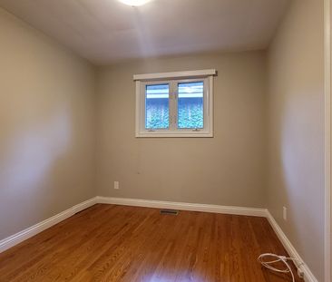 For Lease - 14 Forest Road, Grimsby, Ontario - Photo 3