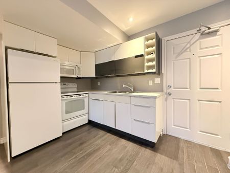 For Lease - 63 Billings Avenue, Toronto, Ontario - Photo 5