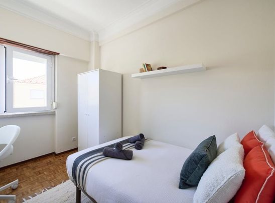 Rua Coronel Marques Leitão, Lisbon, Lisbon 1700-123 - Photo 1