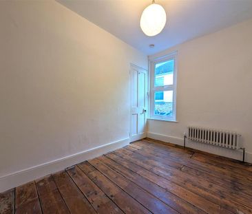 4 bedroom terraced house to rent - Photo 6