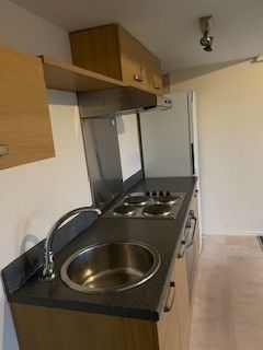 Padside close, Hamilton, Leicester, LE5 - Photo 1