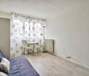 STUDIO MEUBLE – 18 m² – CLAMART-GALVENTS - Photo 1