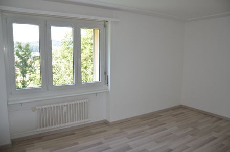 "eigene Waschmaschine | moderne 4.5-Zimmer-Wohnung an ruhiger Lage mit sonnigem Balkon" - Foto 2