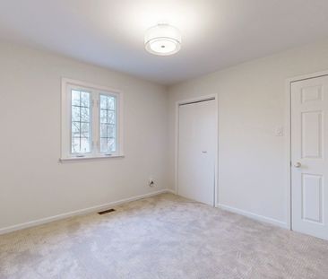For Lease - 187 Cassandra Boulevard, Toronto, Ontario - Photo 4