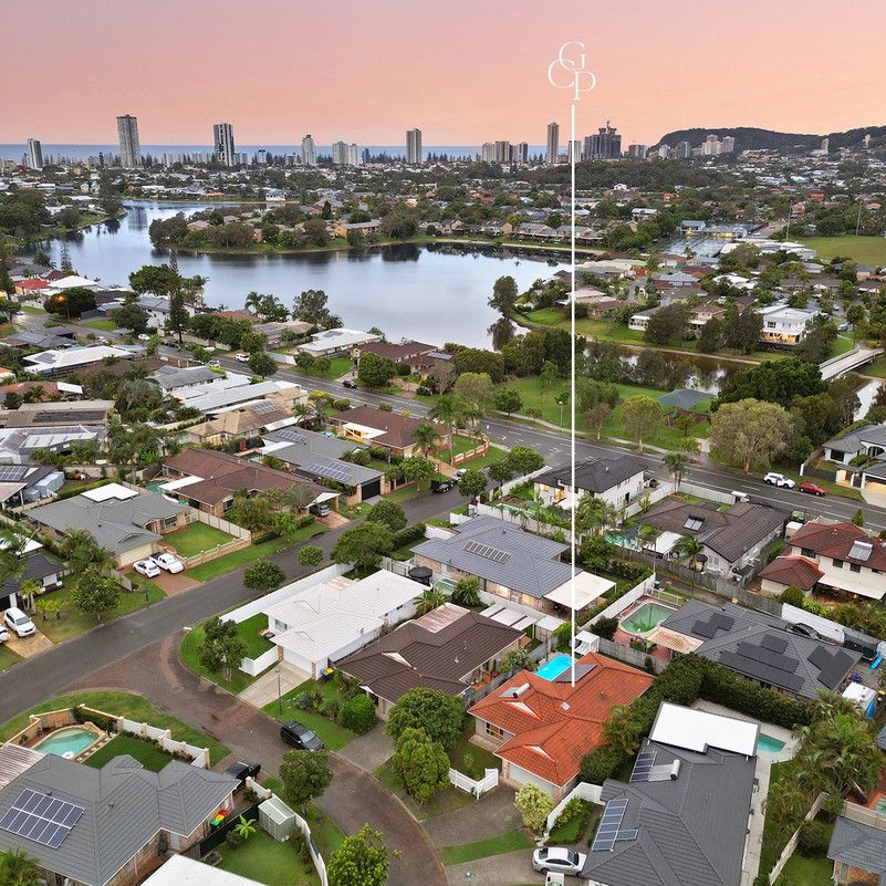 6 Redwing Court, Burleigh Waters - Photo 1