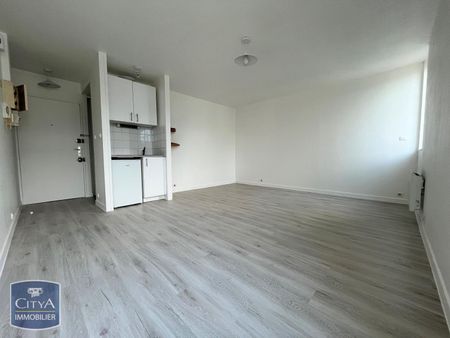 Location Appartement 1 pièce 27m² POITIERS 86000 - Photo 5