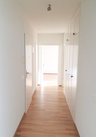 Frisch Sanierte Wohnung in Zürich - Photo 2