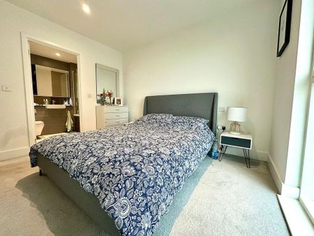 2 bedroom flat to rent - Photo 5