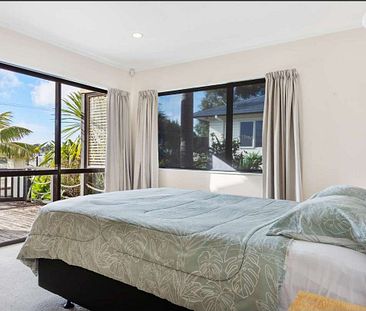 Sunny and warm, single level 2 bedroom home available for rent - Coopers Beach - Photo 5