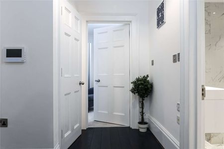 Stunning two bedroom apartment to rent, set within a beautifully converted Georgian building close to Reading Town Centre. - Photo 4