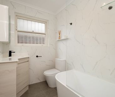 Ground Floor Bayside Living in Boutique Setting - Photo 5