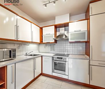 Apartment for rent, 1+KK - Studio, 44m - Фото 3