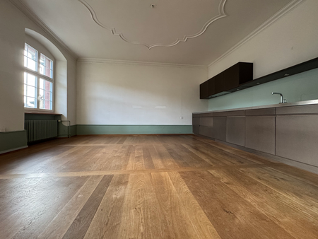 WOHNEN IN EINEM HISTORISCHEN GEBÄUDE MIT GROSSEM GARTEN! - Photo 4