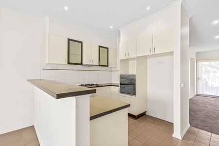 Freshly Painted and New Carpet throughout - Photo 5