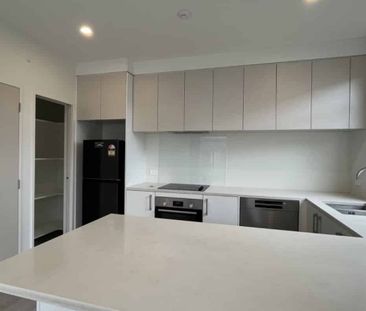 Te Atatu Peninsula, 2 bedrooms - Photo 3