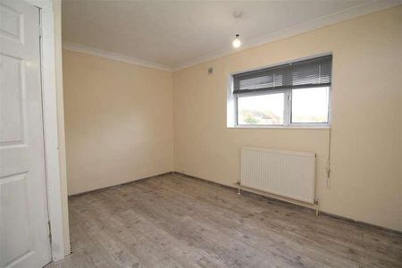 Almond Road, Peterborough, PE1 - Photo 3