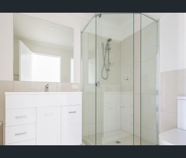 3 BEDROOM DUPLEX WITH DECENT SIZED BACK YARD - Photo 1