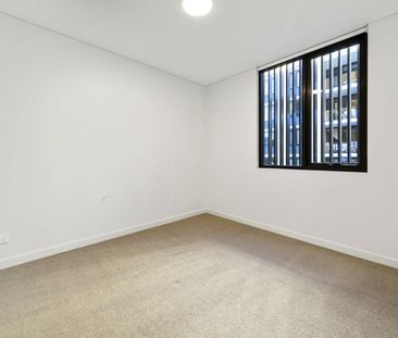 STUNNING ULTRA MODERN 2 BEDROOM APARTMENT IN THE HEART OF WAITARA! - Photo 3