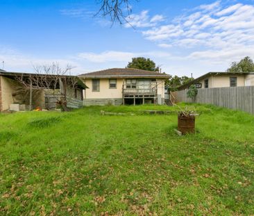 Neat 2 Bedroom Home - Photo 6