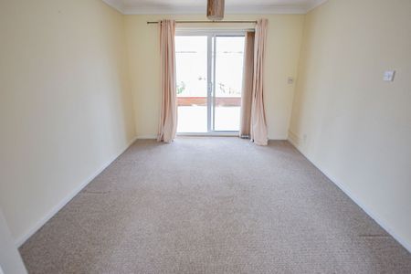 South Wootton - Photo 2