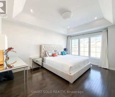 84 LADY DOLORES AVENUE - Photo 4