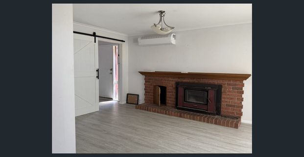 Cosy Living in Newborough - Photo 1