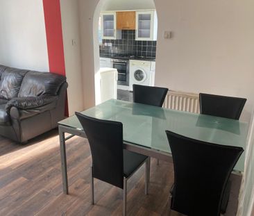 5 bedroom semi-detached house on Marlborough Road, CV2 4ES. - Photo 3