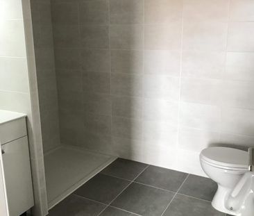 T2 AVEC TERRASSE ET PARKING - Photo 3