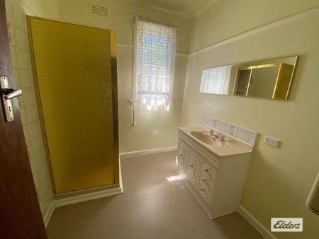 Quiet & Peaceful Location - Close to Conveniences - Photo 4