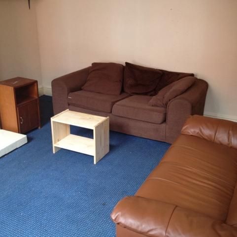 2 bedroom house to rent - Photo 1