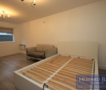 Kenmore Gardens, Edgware, HA8 - Photo 4