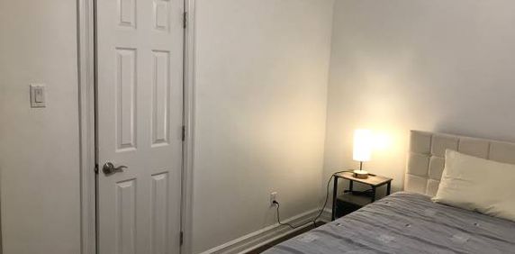 Man only - Single Room - 1200 CAD - Etobicoke 2024.12.28 - Photo 2