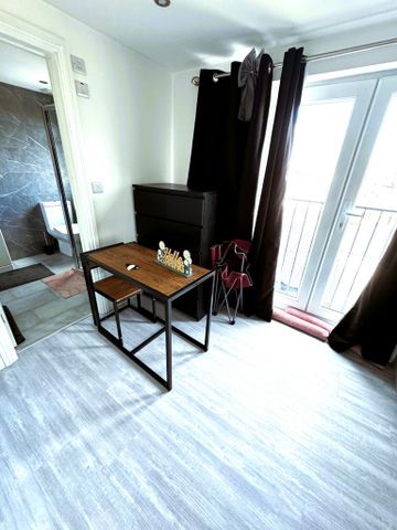 Studio to rent - Photo 4