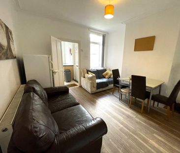 4 bedroom house share to rent - Photo 2