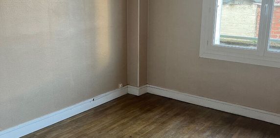 Location Appartement 2 pièces 62m² - Photo 2