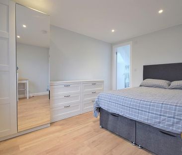 5 bedroom end of terrace house to rent - Photo 3