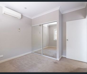 Private & Quiet, cottage located at back of block - Photo 4