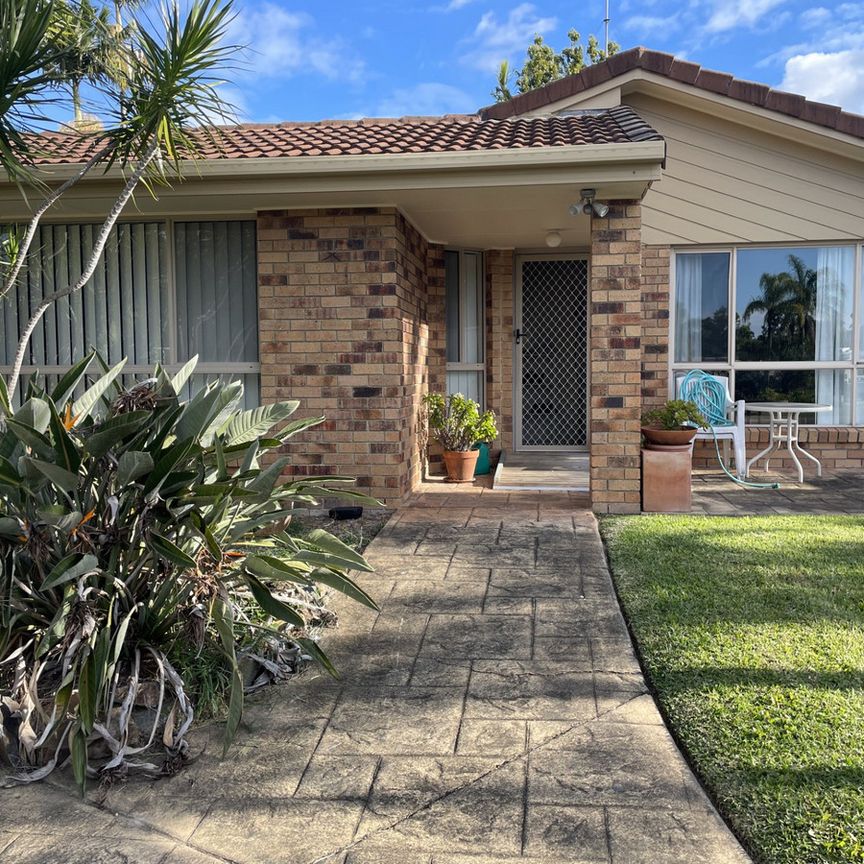 19 Chiffley Place, ARUNDEL - Photo 1