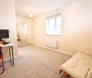 2 bedroom semi-detached house to rent - Photo 2