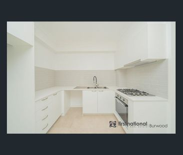 Brand New Home with Space, Comfort and Convenience for families or ... - Photo 6